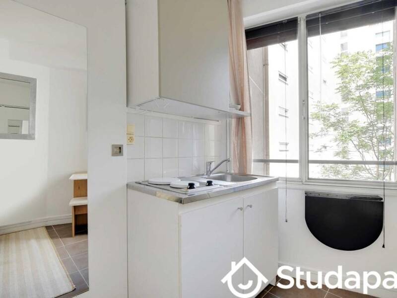 Maison à louer, 10m², PARIS 16E