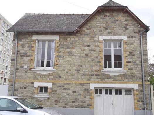 Maison à vendre 367 500 € 4 pièces 3 chambres 60 m² 428 m² de terrain Rennes 35000