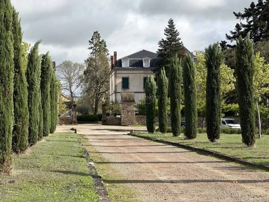 Maison à vendre 1 950 000 € 20 pièces 5 chambres 3 500 m² 25 000 m² de terrain Grand Centre Albi 81000