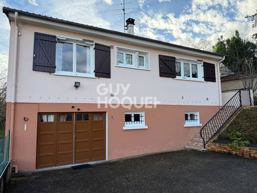 Maison de plain-pied à vendre 145 000 € 4 pièces 3 chambres 75 m² 840 m² de terrain Pignoux Bourges 18000