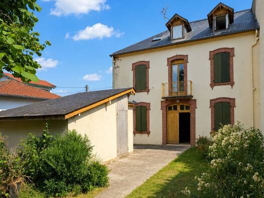 Immeuble à vendre 273 000 € 179,5 m² Pradeau-Gare-Rue G.Lassale Tarbes 65000
