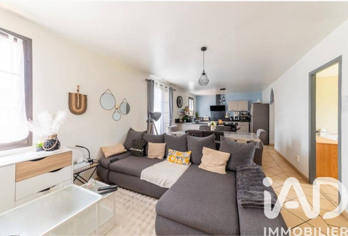 Maison à vendre, 118m², SAINT HILAIRE DE LUSIGNAN
