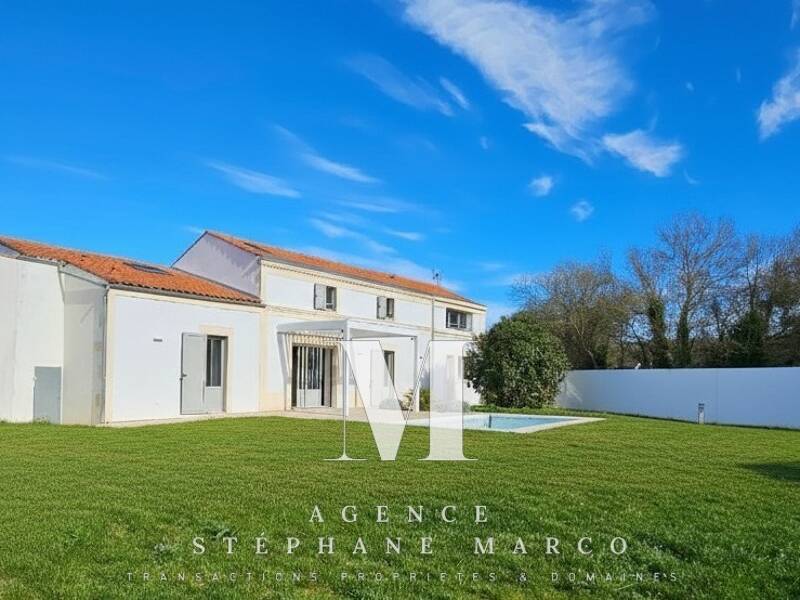 Maison à vendre, 162m², SAINT LAURENT DE LA PREE
