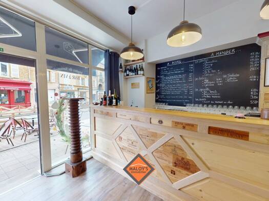 Bar / Café à vendre Fonds de commerce 49 000 € 60 m² d'espace de restauration Val d'Oingt 69620