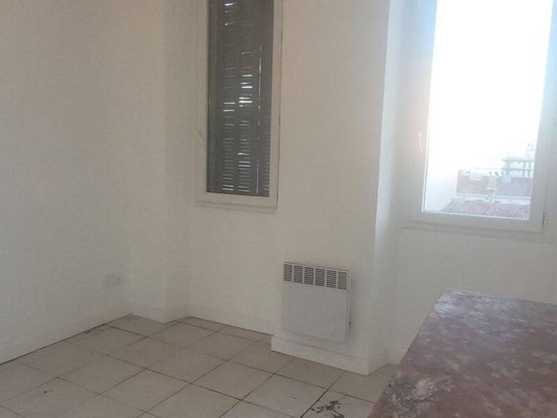 Maison à louer, 44m², MARSEILLE 5E