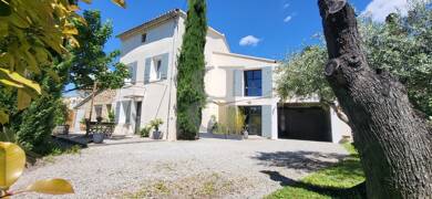 Ferme à vendre 560 000 € 6 pièces 4 chambres 245 m² 553 m² de terrain Bédoin 84410