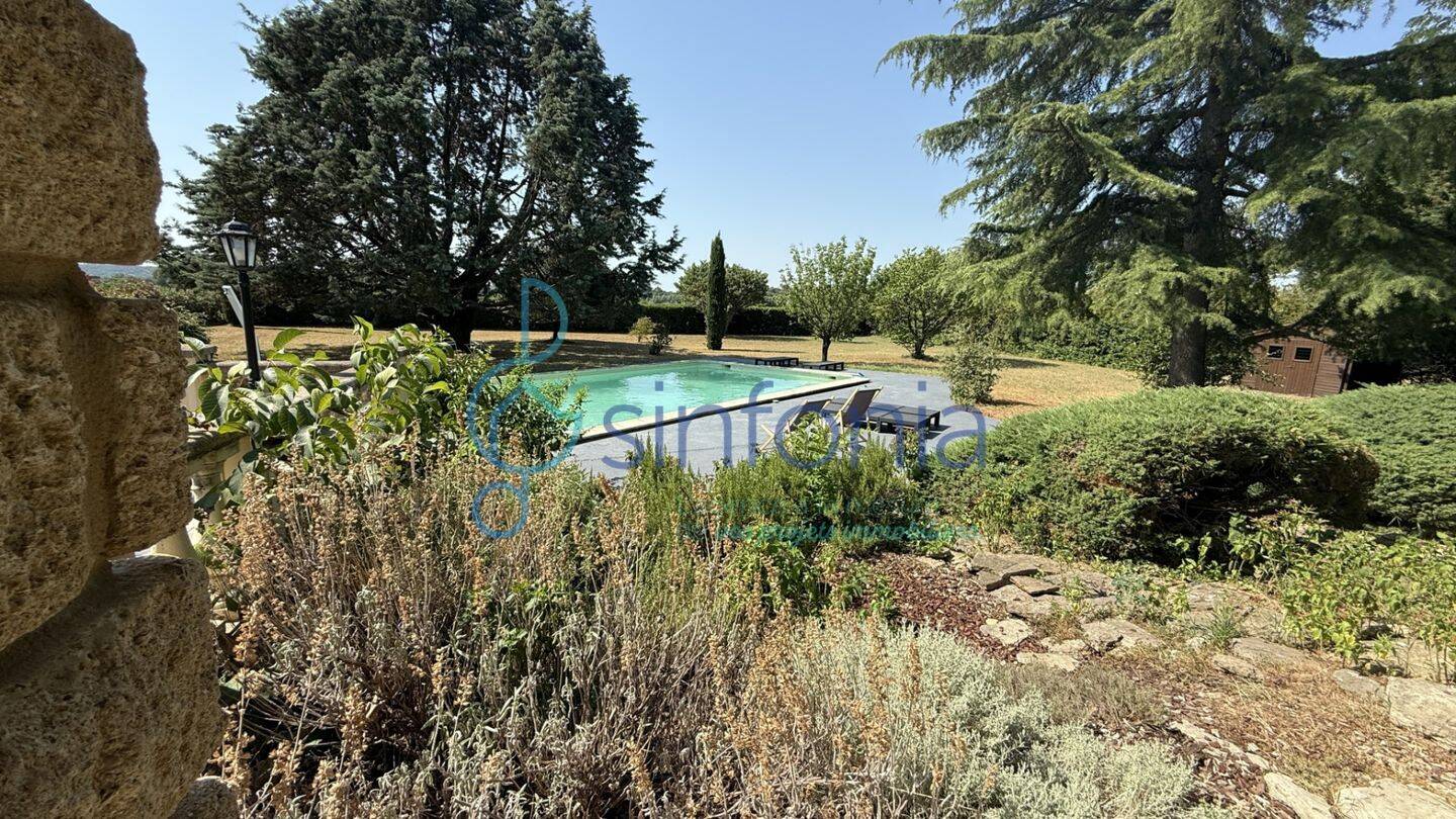 Maison à vendre, 109m², SAINT QUENTIN LA POTERIE