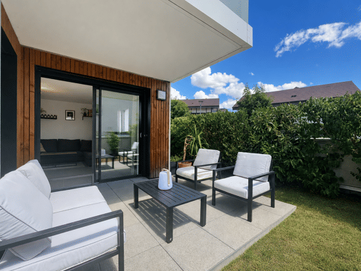 Appartement à vendre 430 000 € 3 pièces 2 chambres 64,2 m² RDC/2 Le Manoir Annecy 74940