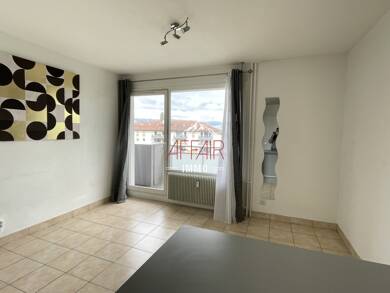 Appartement à vendre 130 000 € 1 pièce 20 m² 1er étage Collonges sous Saleve 74160
