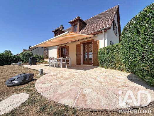 Maison à vendre 288 000 € 6 pièces 4 chambres 134 m² 1 000 m² de terrain Saint-Nicolas-de-la-Taille 76170