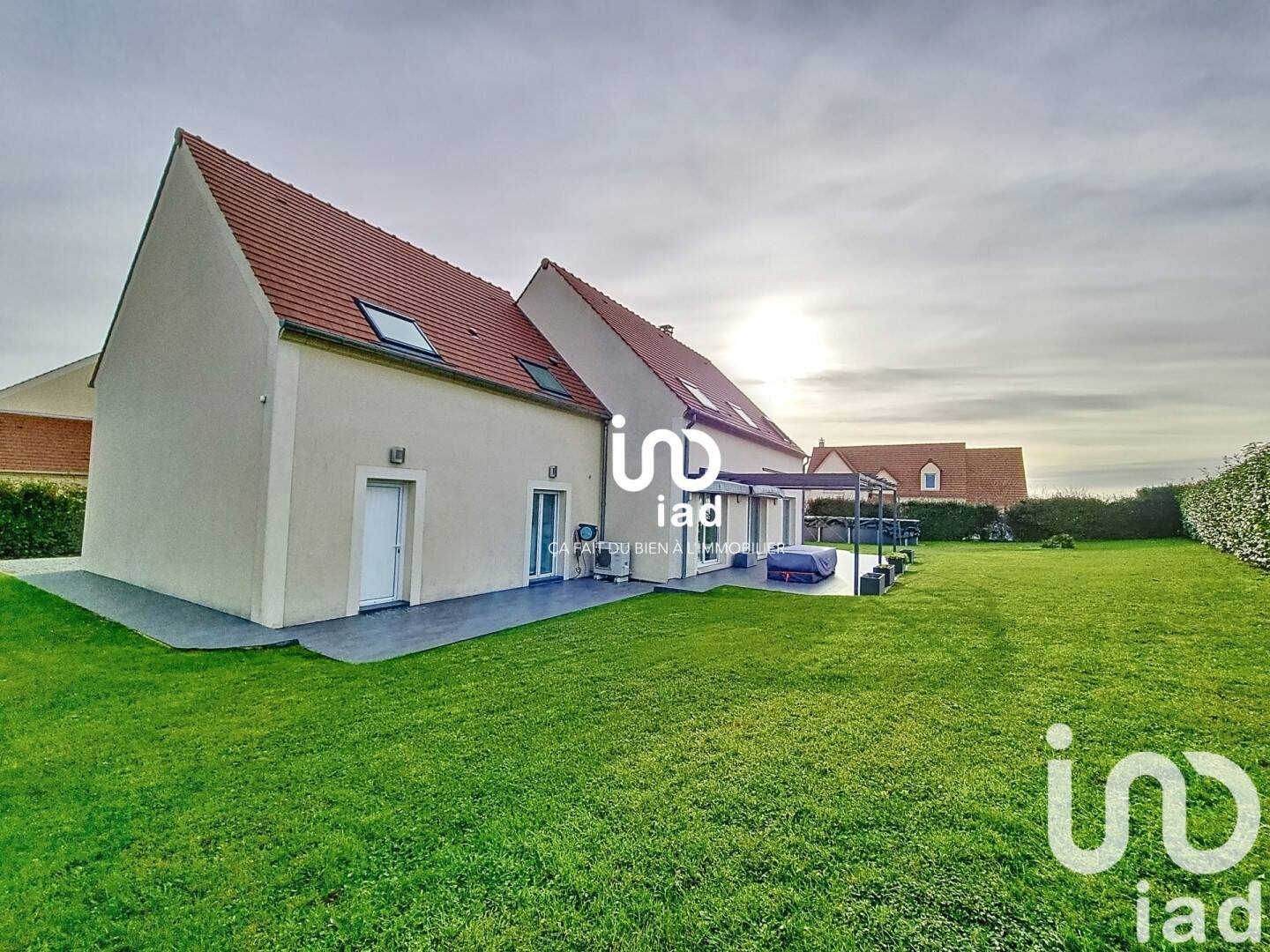 Maison à vendre, 240m², FONTENAY MAUVOISIN