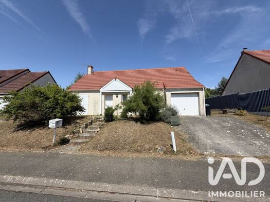 Maison à vendre 188 000 € 4 pièces 3 chambres 89 m² 551 m² de terrain Gallardon 28320