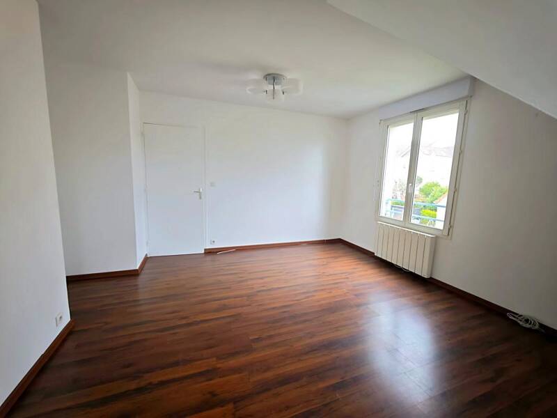 Maison à louer, 44m², EPONE