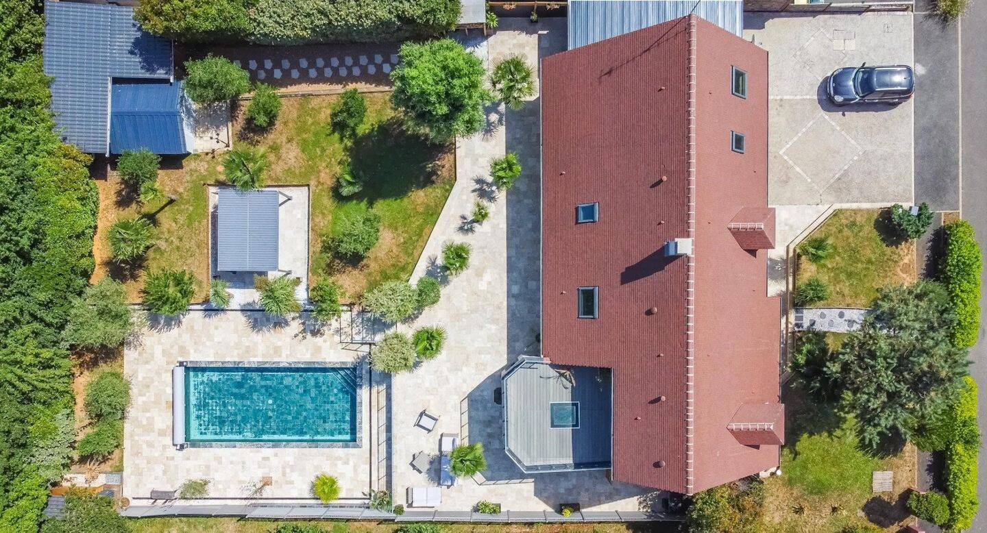 Maison à vendre, 260m², SAINT SATURNIN