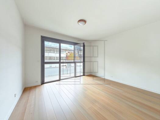 Appartement à vendre 220 000 € 1 pièce 25 m² Étage 5/6 Paris 20ème arrondissement 75020