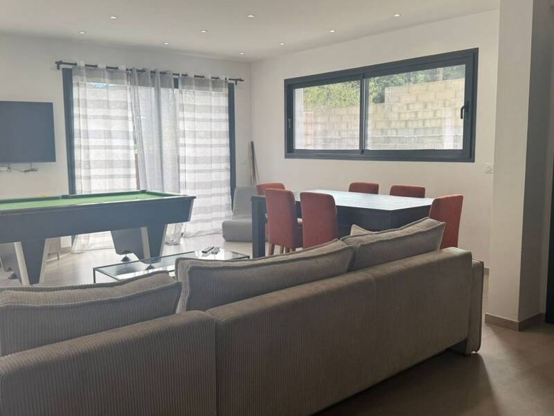 Maison à louer, 110m², ROQUEFORT LA BEDOULE