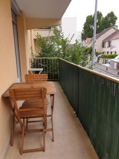Appartement à louer 1 050 € 2 pièces 1 chambre 48 m² Carrieres Faucilles-Butte Pinson Montmagny 95360