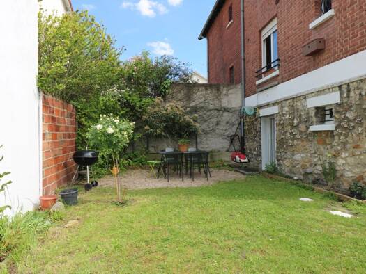 Maison à louer 1 490 € 4 pièces 3 chambres 84,1 m² Centre Ville-Gare Noisy-le-Sec 93130