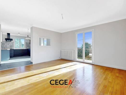 Maison à vendre 369 000 € 6 pièces 4 chambres 130,25 m² Est Saint-Maurice-l'Exil 38550