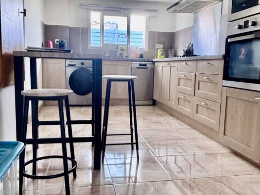 Maison à vendre 210 000 € 5 pièces 4 chambres 125 m² 626 m² de terrain Sud Lézignan-Corbières 11200
