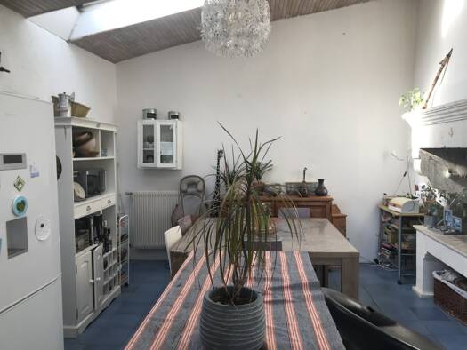 Maison à vendre 188 950 € 6 pièces 3 chambres 154 m² 481 m² de terrain Brie 16590