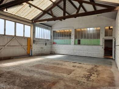 Local commercial à louer 691 € 110 m² de surface de vente Graye sur Mer 14470