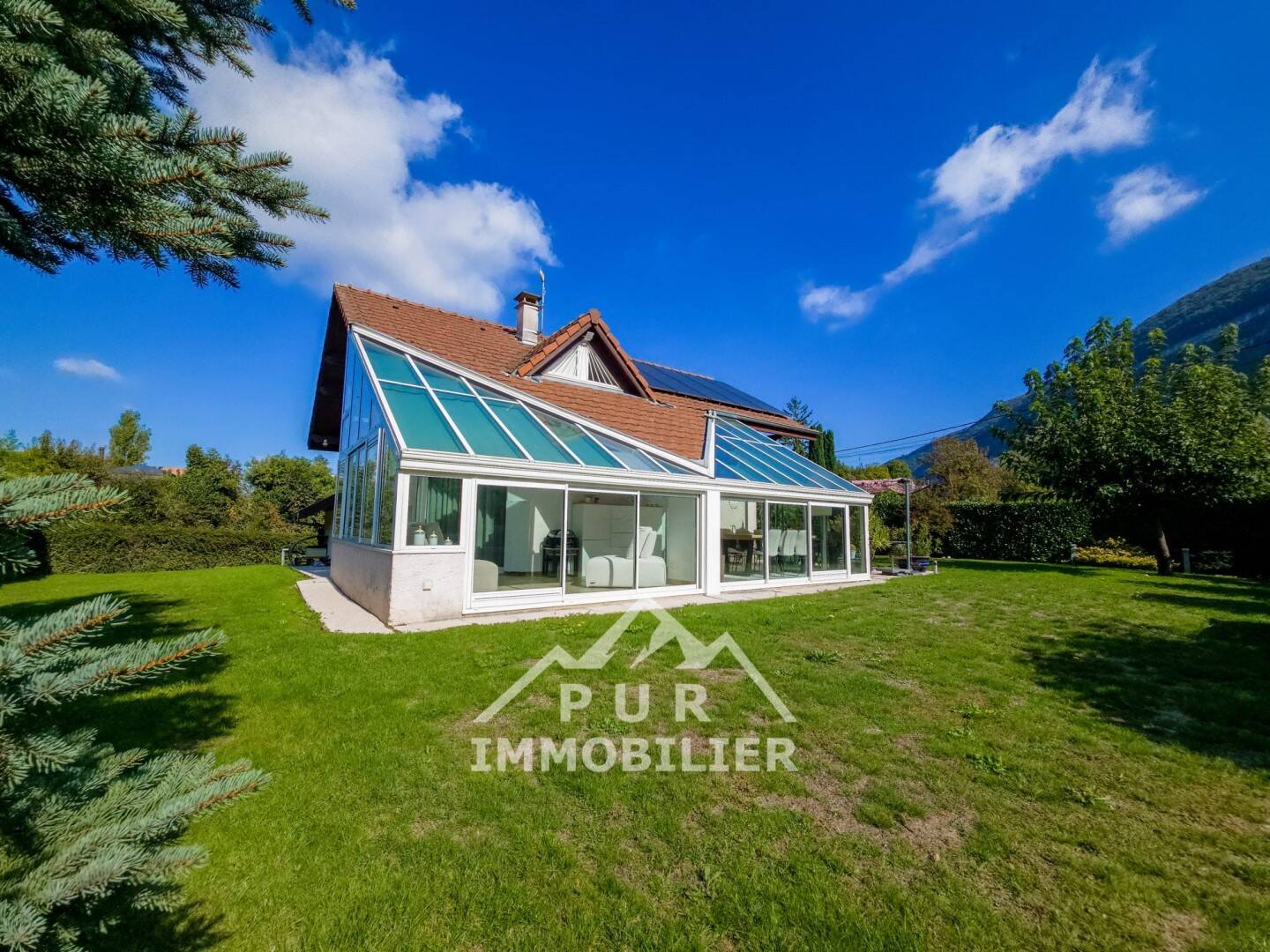 Maison à vendre, 165m², ETREMBIERES