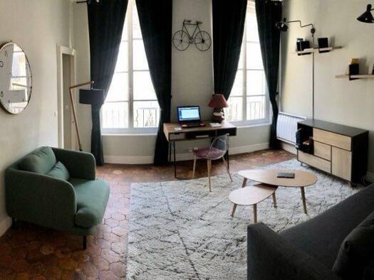 Appartement à louer 700 € 3 pièces 2 chambres 55 m² Saint Julien-Darnus Auxerre 89000