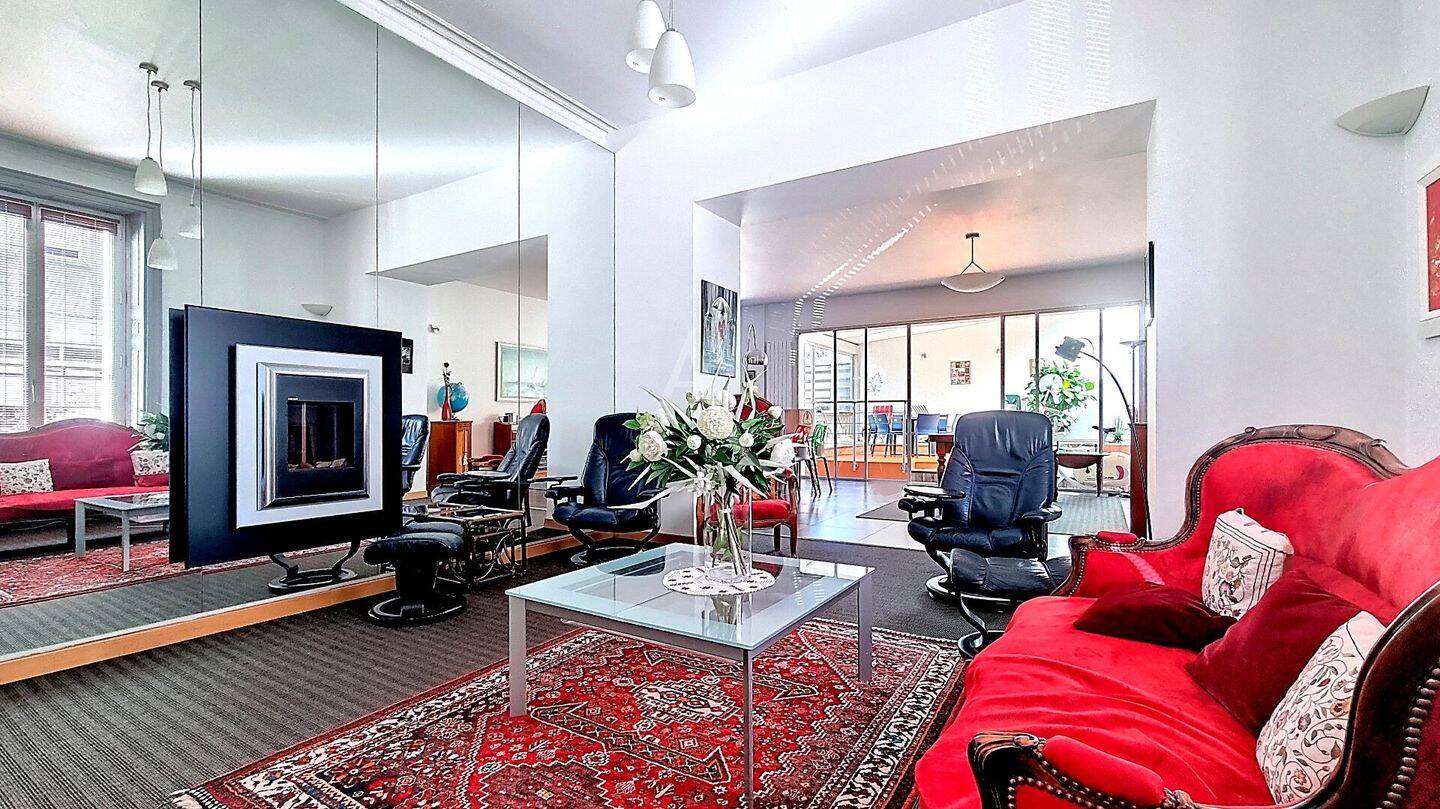 Maison à vendre, 355m², LA ROCHE SUR YON