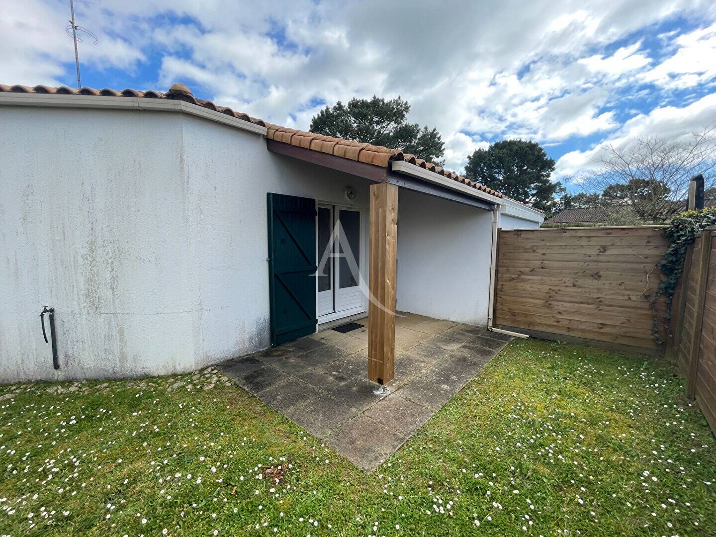 Maison à vendre, 37m², LONGEVILLE SUR MER