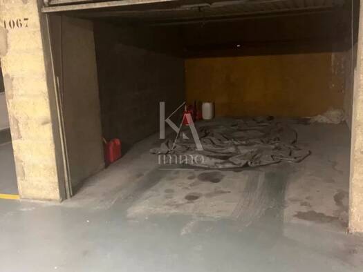 Parking à vendre 130 000 € Triangle d'Or Paris 8ème arrondissement 75008