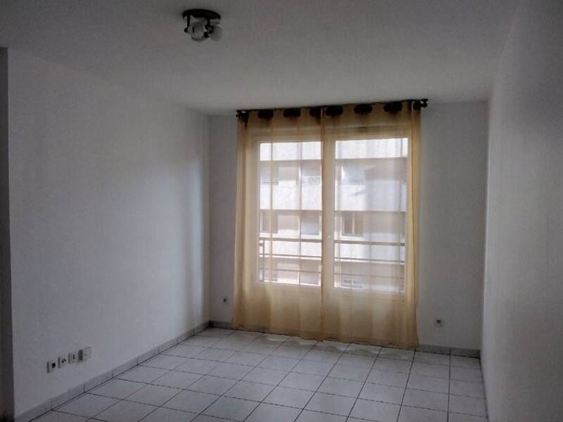 Maison à louer, 40m², MARSEILLE 4E