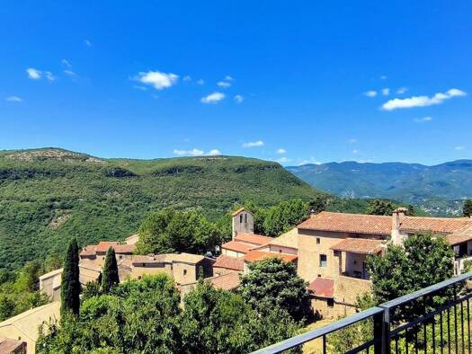 Maison de plain-pied à vendre 439 000 € 6 pièces 3 chambres 180 m² 2 554 m² de terrain Pommiers 30120