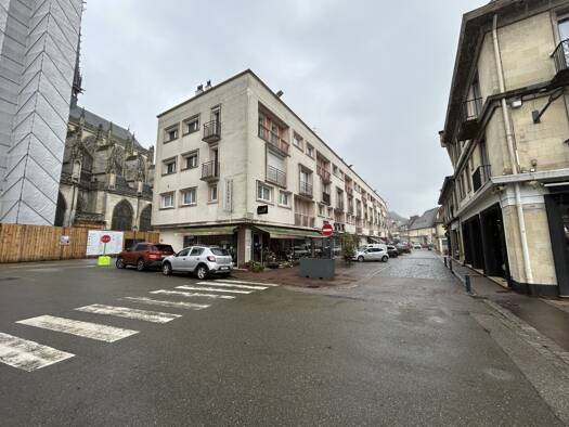 Boutique à vendre 175 000 € 5 pièces 191 m² de surface de vente Rives-en-Seine 76490