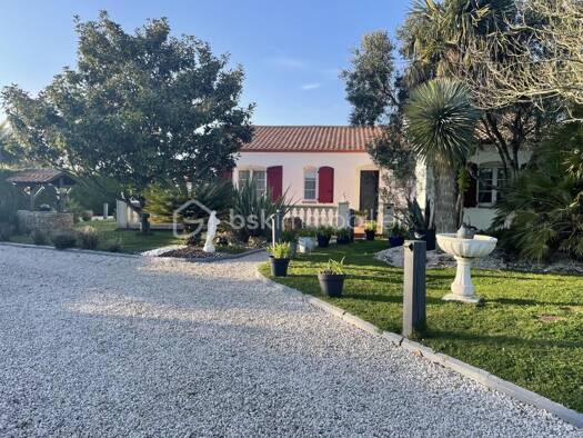 Maison à vendre 428 000 € 7 pièces 6 chambres 183 m² Le Fenouiller 85800
