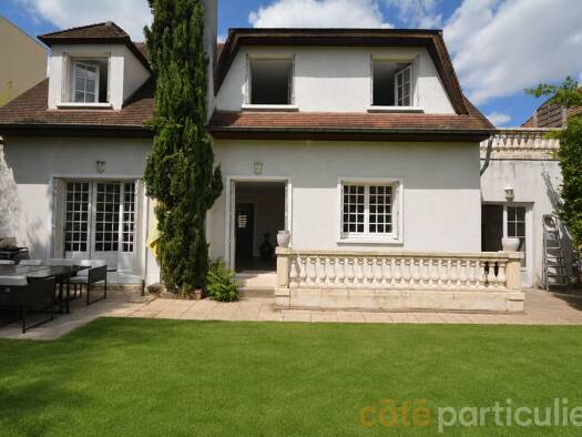 Maison à vendre 826 000 € 6 pièces 4 chambres 152 m² 533 m² de terrain Les Mûriers Saint-Maur-des-Fossés 94210