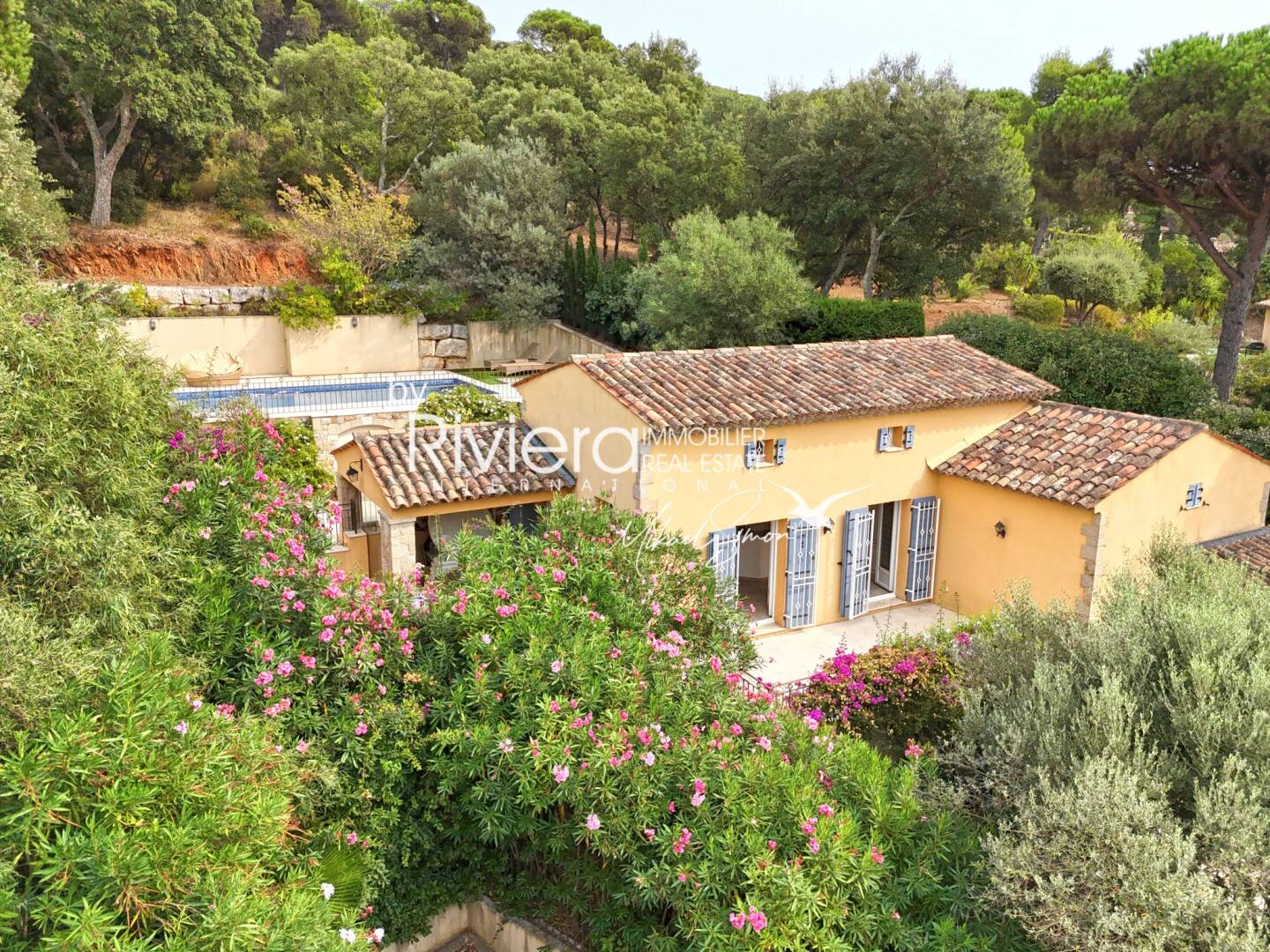 Maison à vendre, 160m², LA CROIX VALMER