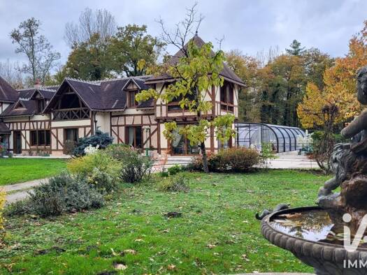 Maison à vendre 585 200 € 10 pièces 4 chambres 235 m² 48 416 m² de terrain Pruniers-en-Sologne 41200