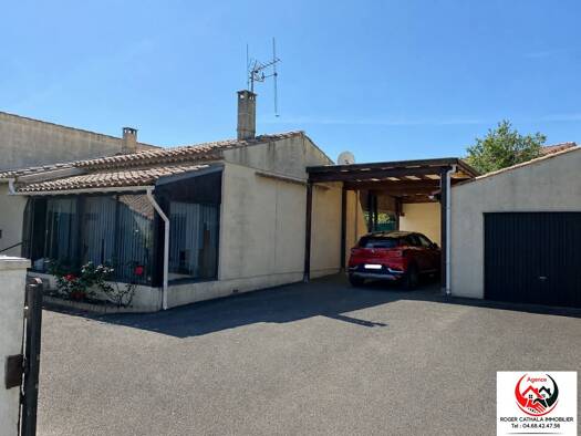 Maison de plain-pied à vendre 219 000 € 4 pièces 3 chambres 109 m² 611 m² de terrain Ginestas 11120