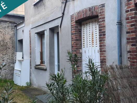 Immeuble à vendre 270 000 € 190 m² Bourg et Hameaux Rive Droite Villeneuve-sur-Yonne 89500