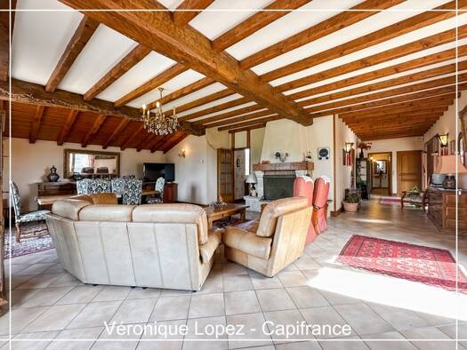 Maison à vendre 236 000 € 5 pièces 3 chambres 159 m² 1 667 m² de terrain Turquet-Monges Le Passage 47520