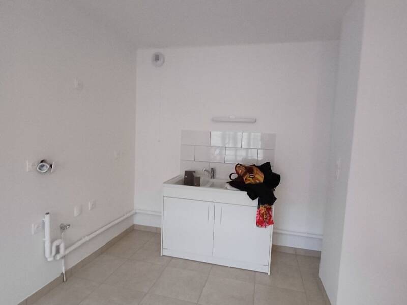 Maison à louer, 64m², LYON 8E