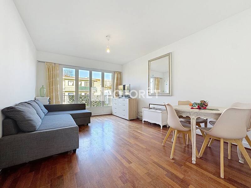 Maison à louer, 43m², SURESNES