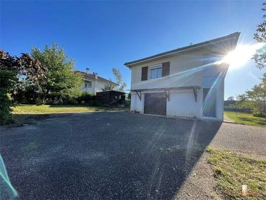 Maison à vendre 279 000 € 4 pièces 3 chambres 83,41 m² 1 023 m² de terrain Saint-Georges-d'Espéranche 38790