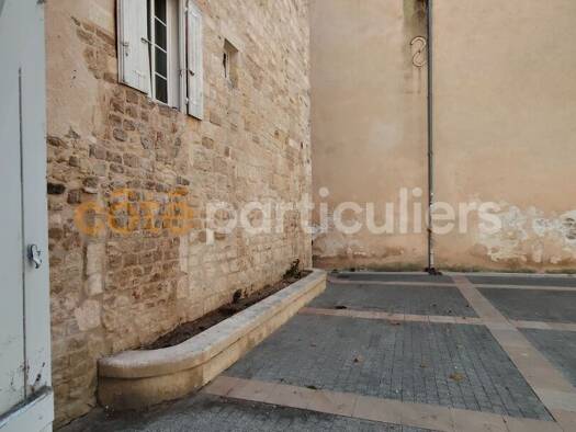 Local commercial à vendre 105 000 € 25,16 m² de surface de vente Centre Ville La Rochelle 17000