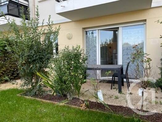 Appartement à louer - logement étudiant 641 € 2 pièces 1 chambre 40,4 m² RDC Gisors 27140