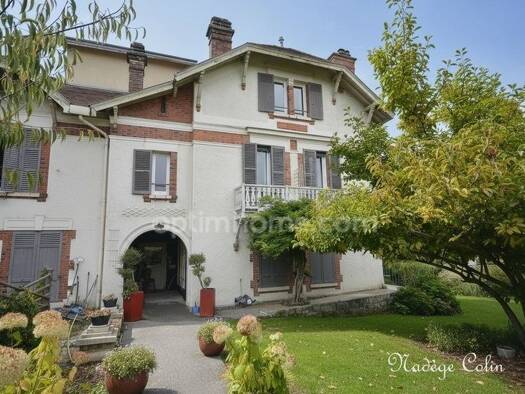 Maison à vendre 953 000 € 21 pièces 18 chambres 576 m² 1 248 m² de terrain Milon-la-Chapelle 78470