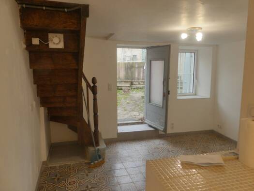 Maison de ville à louer - Première occupation 420 € 3 pièces 1 chambre 36,5 m² dès le 14/06/2026 Ville Labruguière 81290