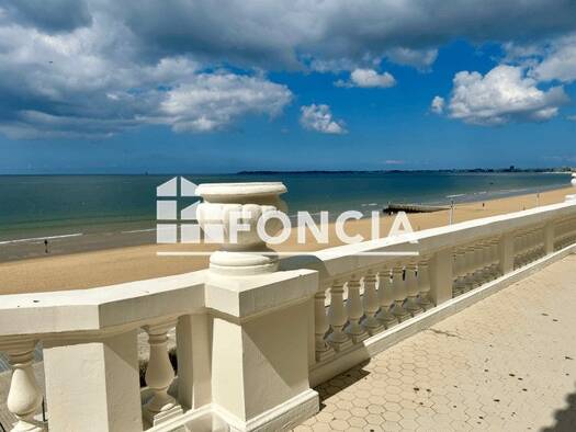 Appartement à louer 1 905 € 3 pièces 2 chambres 94,8 m² Étage 2/2 Gambetta Pornichet 44380