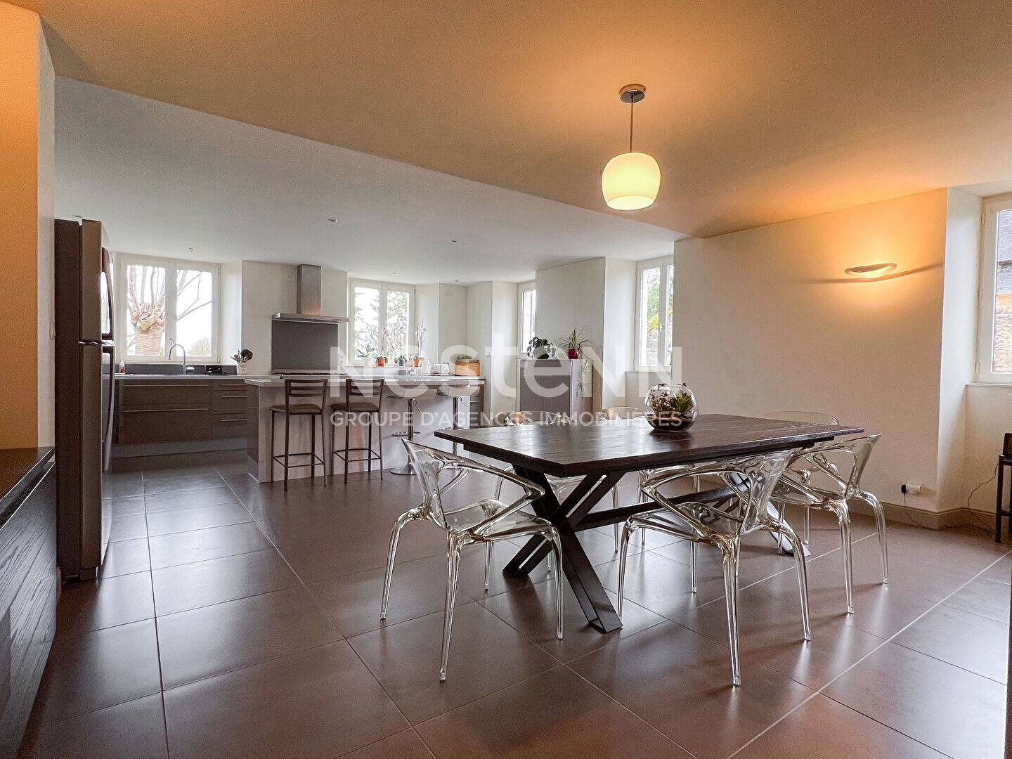 Maison à vendre, 216m², DAUMERAY